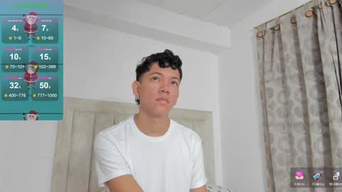 Juliiiiian online show from December 30, 10:53 am
