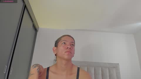 Juliiiiian online show from November 26, 12:06 pm