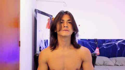 Snapshot of iamluismz chatting on October 25, 6:46 pm arthur online show from October 25, 6:46 pm