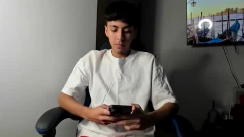 Snapshot of iammaik chatting on May 24, 10:59 pm iammaik online show from May 24, 10:59 pm