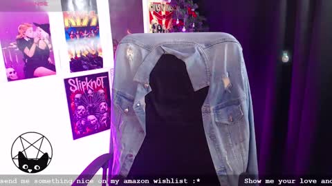 Mari online show from January 3, 11:55 pm