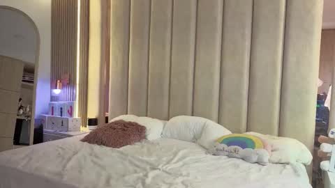 Snapshot of iamnyxy_ chatting on November 29, 11:02 am Nyxy online show from November 29, 11:02 am