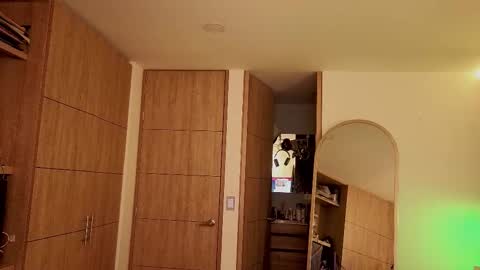 Snapshot of iamnyxy_ chatting on February 28, 11:00 am Nyxy online show from February 28, 11:00 am