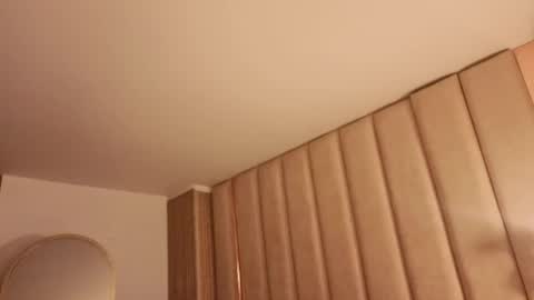 Snapshot of iamnyxy_ chatting on March 18, 11:35 am Nyxy online show from March 18, 11:35 am