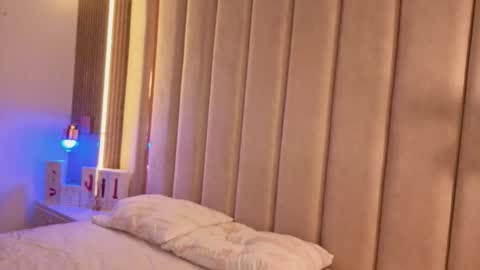 Snapshot of iamnyxy_ chatting on March 24, 10:53 am Nyxy online show from March 24, 10:53 am