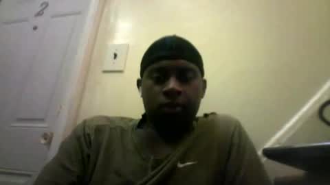 iamryan995442 online show from March 24, 1:49 pm