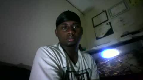 iamryan995442 online show from March 28, 8:52 pm