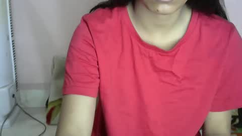iamHotTaara online show from December 28, 10:14 am