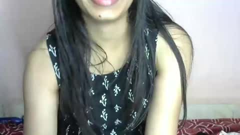 iamHotTaara online show from January 7, 1:35 pm