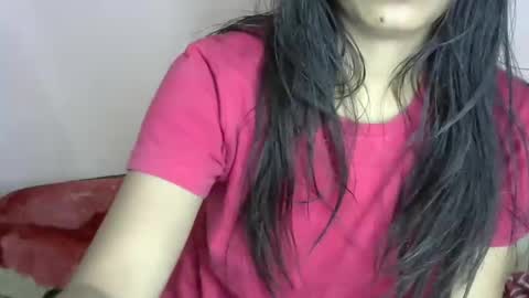 iamHotTaara online show from January 8, 12:58 pm