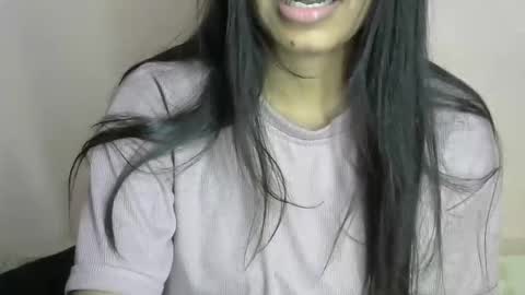 iamHotTaara online show from January 28, 5:56 pm