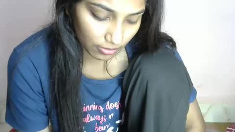 iamHotTaara online show from January 29, 2:21 pm
