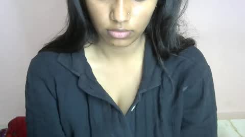 iamHotTaara online show from February 27, 11:10 am