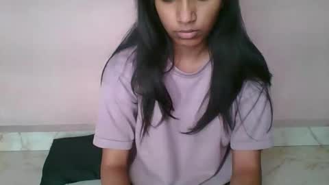 iamHotTaara online show from September 9, 4:56 am