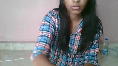 iamHotTaara online show from September 17, 4:36 am