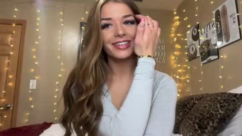 Veronica online show from June 22, 9:23 pm