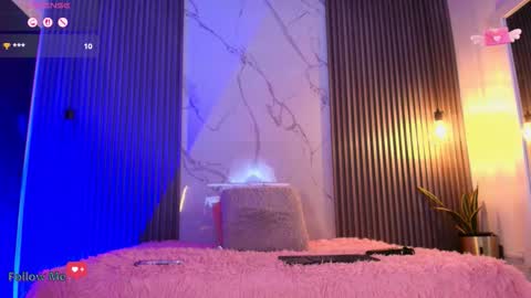 V I C T O R I A online show from October 8, 7:44 pm