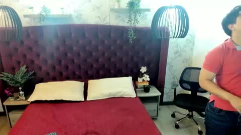 Snapshot of ian_davis chatting on September 23, 11:46 am Ian Davis online show from September 23, 11:46 am