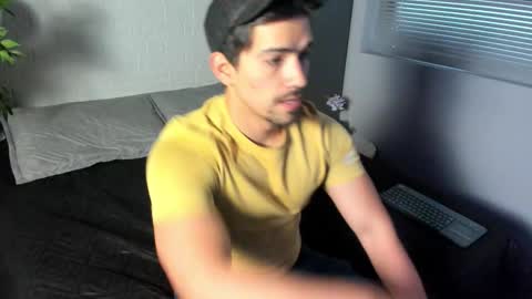 Snapshot of ian_davis chatting on September 29, 11:59 am Ian Davis online show from September 29, 11:59 am