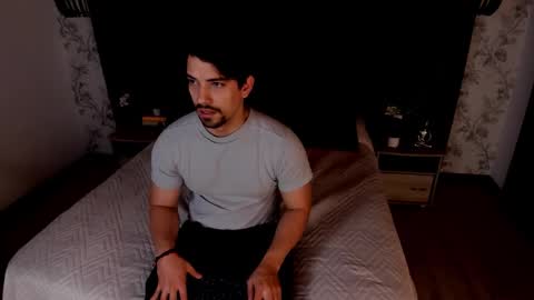 Snapshot of ian_davis chatting on October 8, 11:41 am Ian Davis online show from October 8, 11:41 am