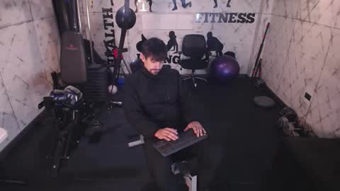 Snapshot of ian_davis chatting on October 27, 11:36 am Ian Davis online show from October 27, 11:36 am