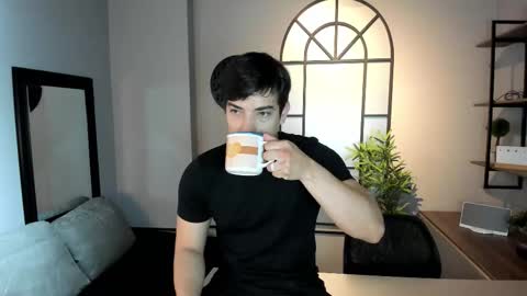 Snapshot of ian_davis chatting on October 29, 11:45 am Ian Davis online show from October 29, 11:45 am