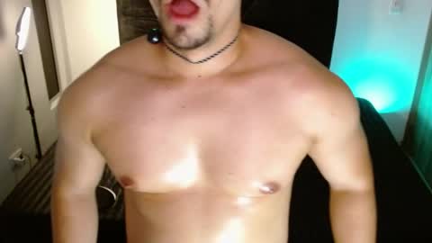 Ian Davis online show from May 29, 2:09 am