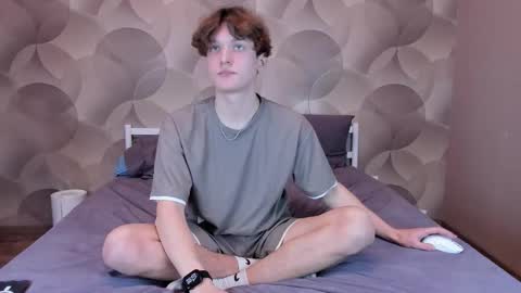 Ian Flor online show from February 4, 3:07 pm