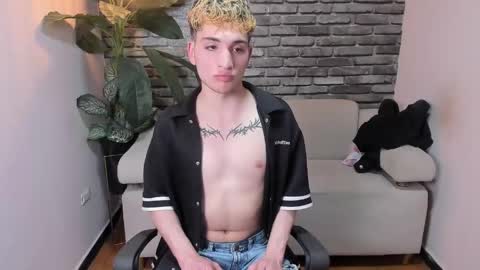 Camilo online show from April 14, 7:09 pm