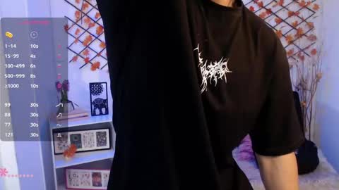 Ian  online show from May 26, 8:27 pm