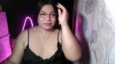 iana online show from April 13, 11:37 am