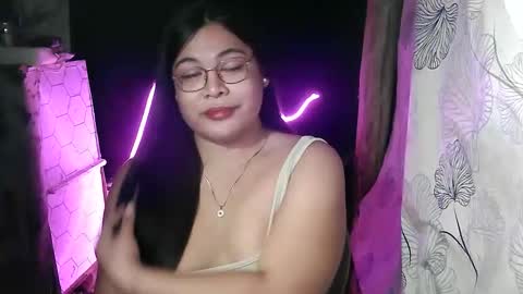 iana online show from April 24, 4:31 pm