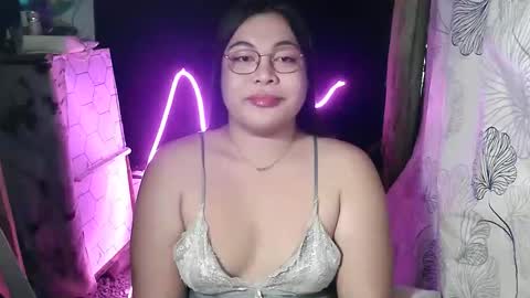 iana online show from April 27, 6:33 am