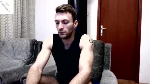 Snapshot of ianandersson27 chatting on January 17, 3:34 am Ian Andersson online show from January 17, 3:34 am