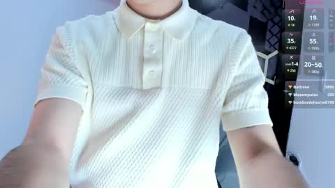 Snapshot of ianblake_ chatting on March 17, 9:18 pm Ian online show from March 17, 9:18 pm