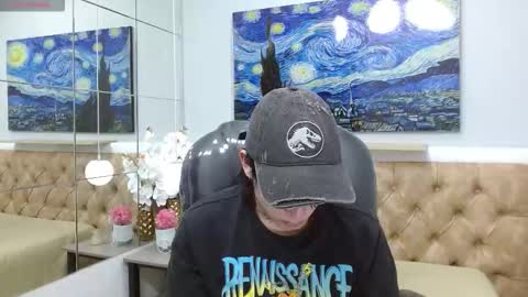 ian online show from December 18, 10:05 pm