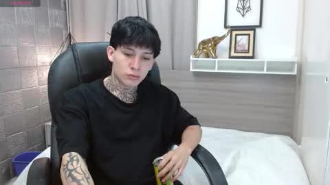 ian online show from February 12, 11:27 am