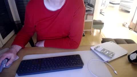 iandy12 online show from February 22, 10:41 pm