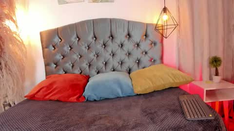 ian  online show from October 26, 2:39 am