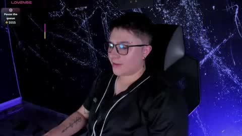 ian online show from September 29, 10:14 pm