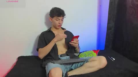Ian Lark online show from May 3, 7:53 pm
