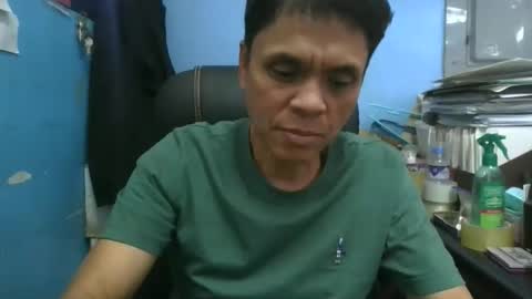 Snapshot of ianross01 chatting on February 17, 5:15 am dan online show from February 17, 5:15 am