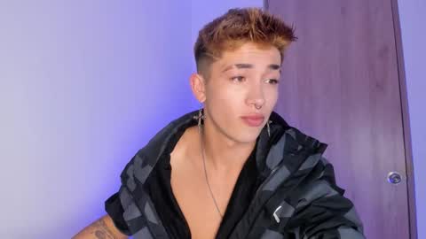 Andrew online show from February 12, 3:45 am