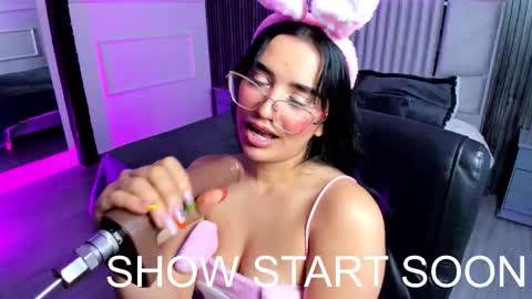 Ibbie Bennett online show from September 14, 3:38 am