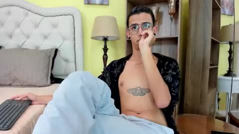 ibratxandy online show from December 13, 7:53 pm