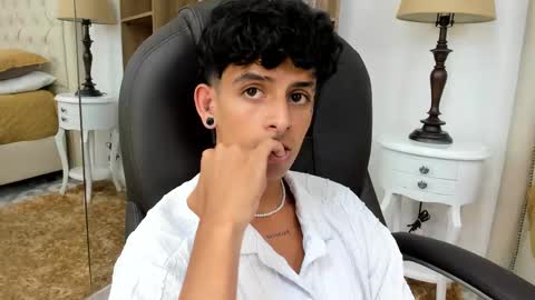 ibratxandy online show from March 9, 6:56 pm