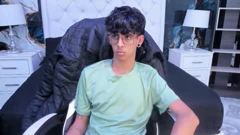 ibratxandy online show from March 19, 2:32 pm