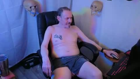 Snapshot of ibrichyrich chatting on October 30, 8:16 am Rich online show from October 30, 8:16 am