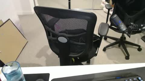 ic987 online show from February 21, 1:45 pm