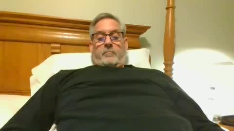 icanhelpu43 online show from January 26, 10:02 pm